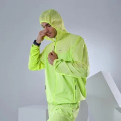 Quechua Windjack Voor Fast Hiking Heren FH500 Helium Wind Geel -Aanbiedingen Sportief Leven Winkel windjack voor fast hiking heren fh500 helium wind geel 4